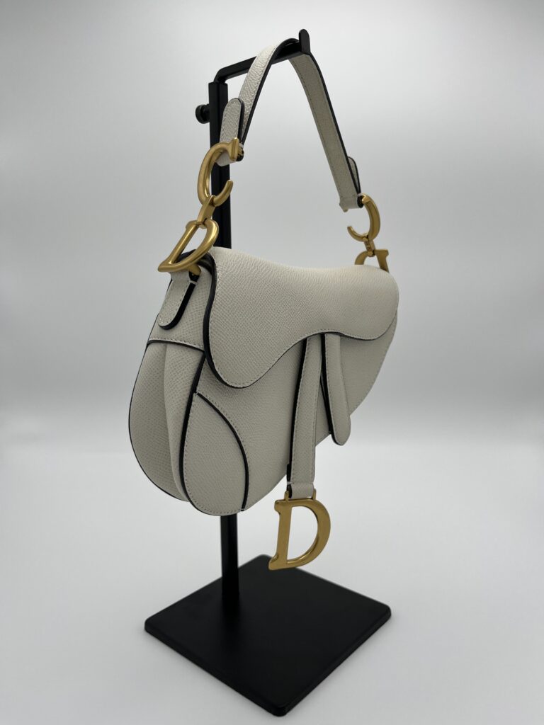 Dior saddle bag white. Dior saddle bag wit